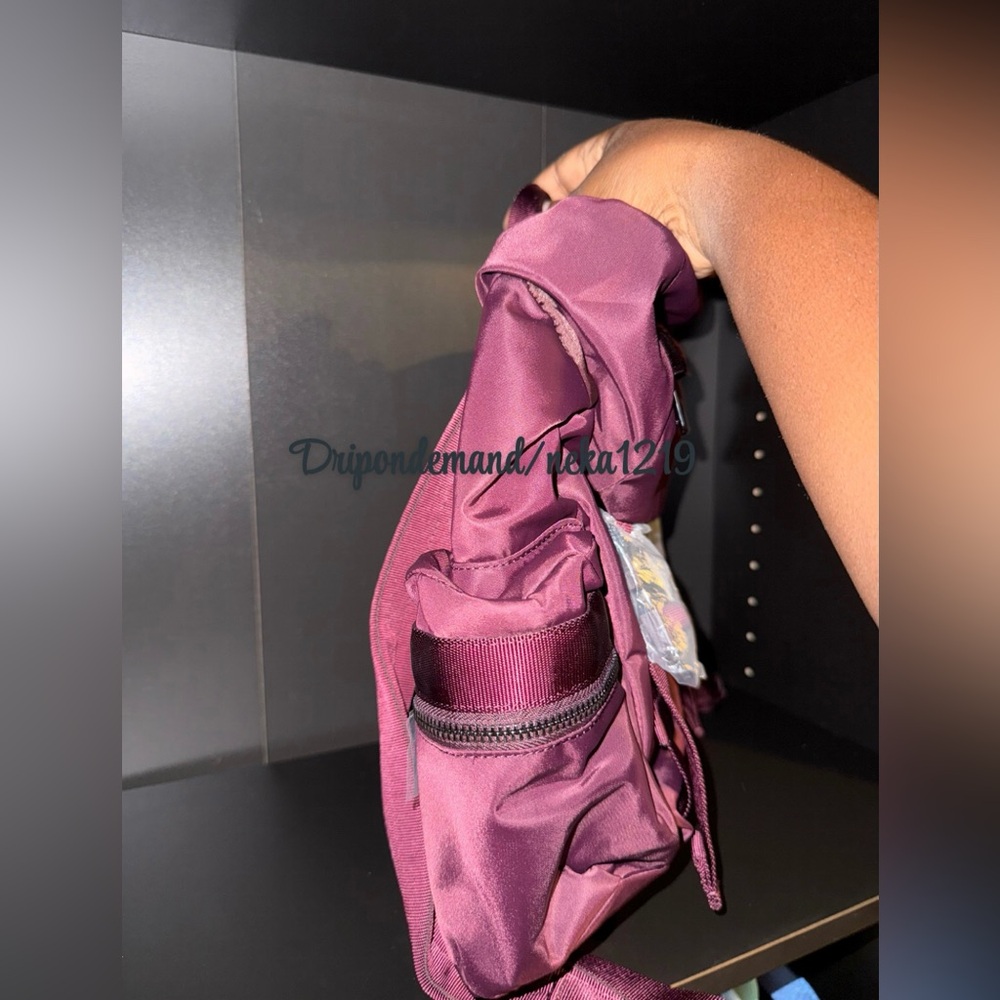 Lululemon Wunderlust Backpack Mini 14L- Goodnight Plum/Gunmetal - Picture 5 of 13